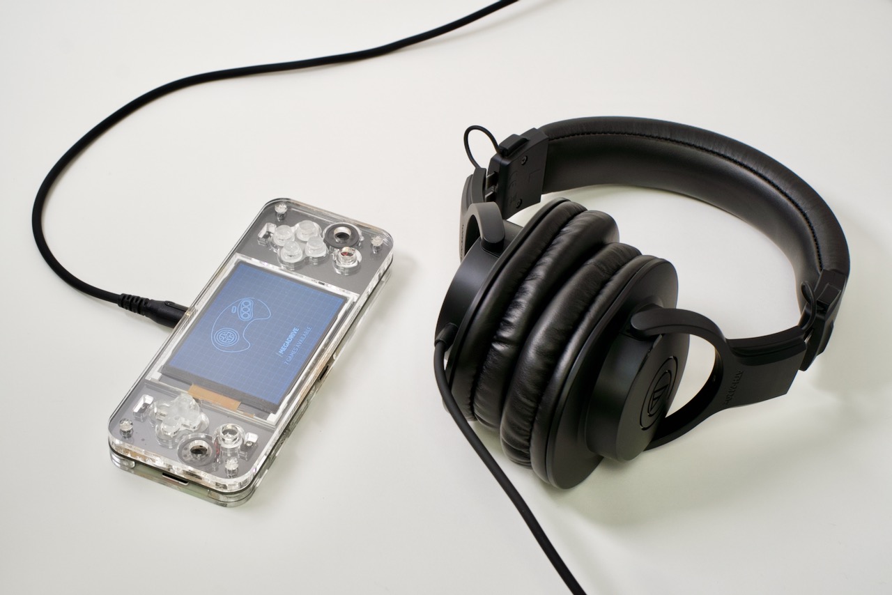 Null 2 Raspberry Pi Zero 2 headphones plugged in for audio