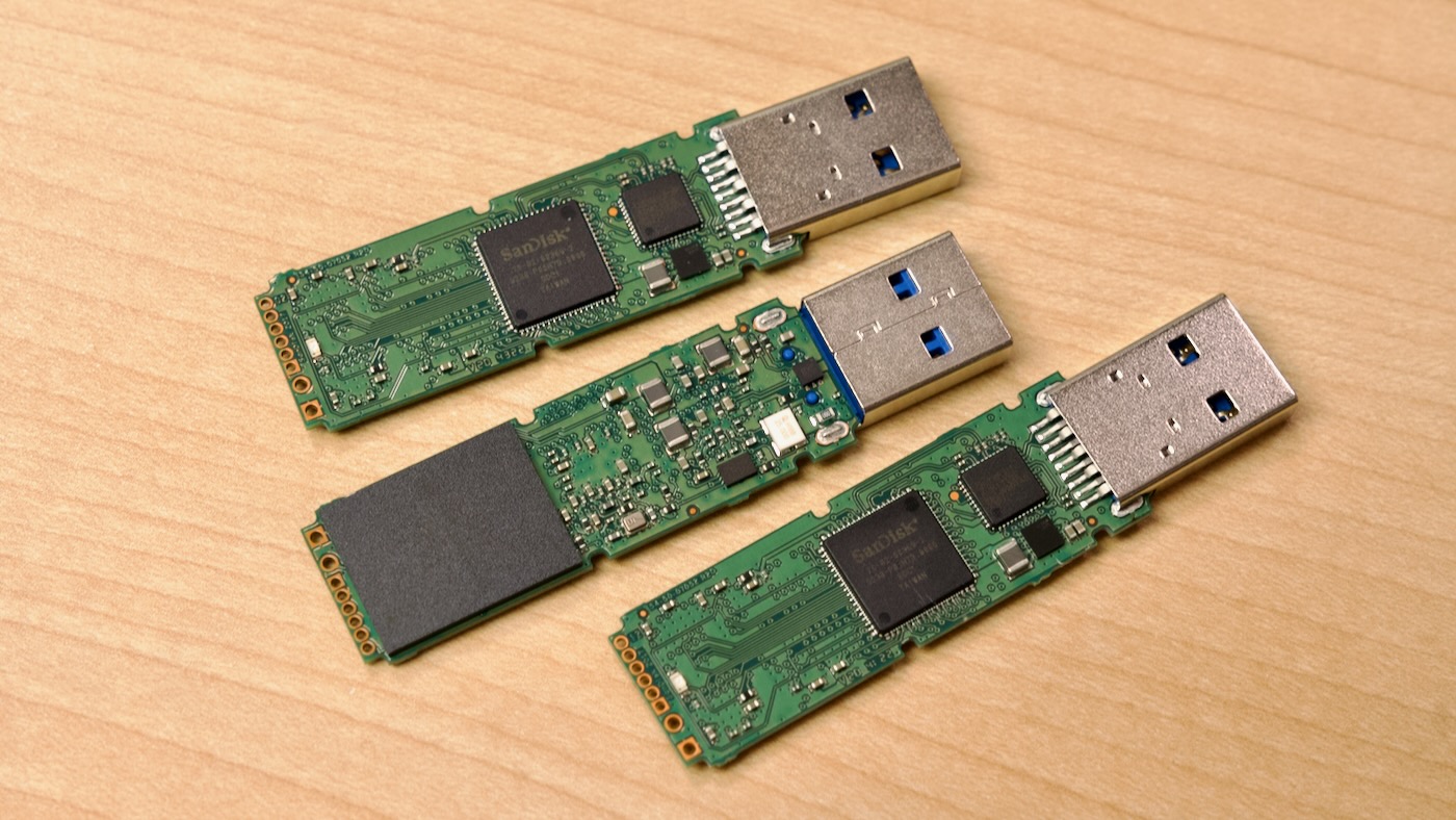 SanDisk Extreme PRO 1TB USB flash drives
