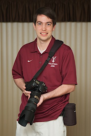 Jeff Geerling with Nikon camera gear shooting