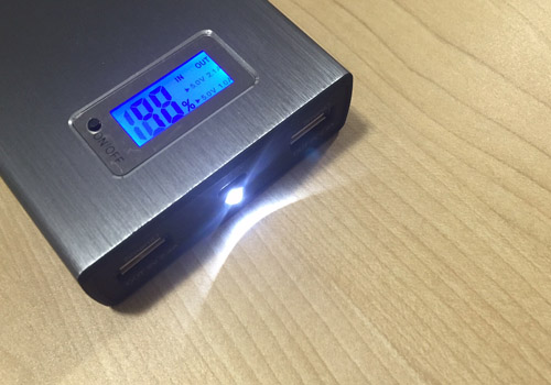 Intocircuit Power Castle - LED Flashlight