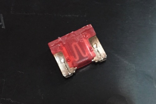 Toyota Sienna 2008 small compact low profile fuse car