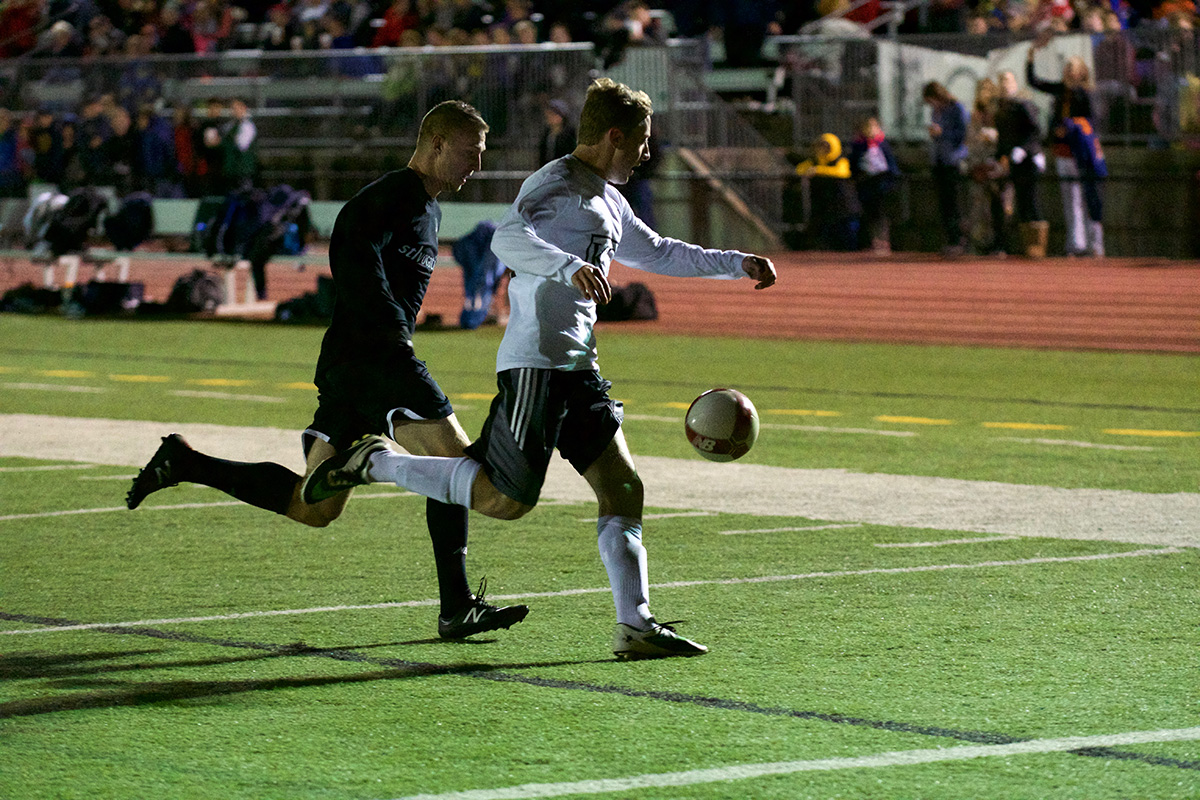 Nikon D500 low light Soccer with 70-200mm 2.8 2
