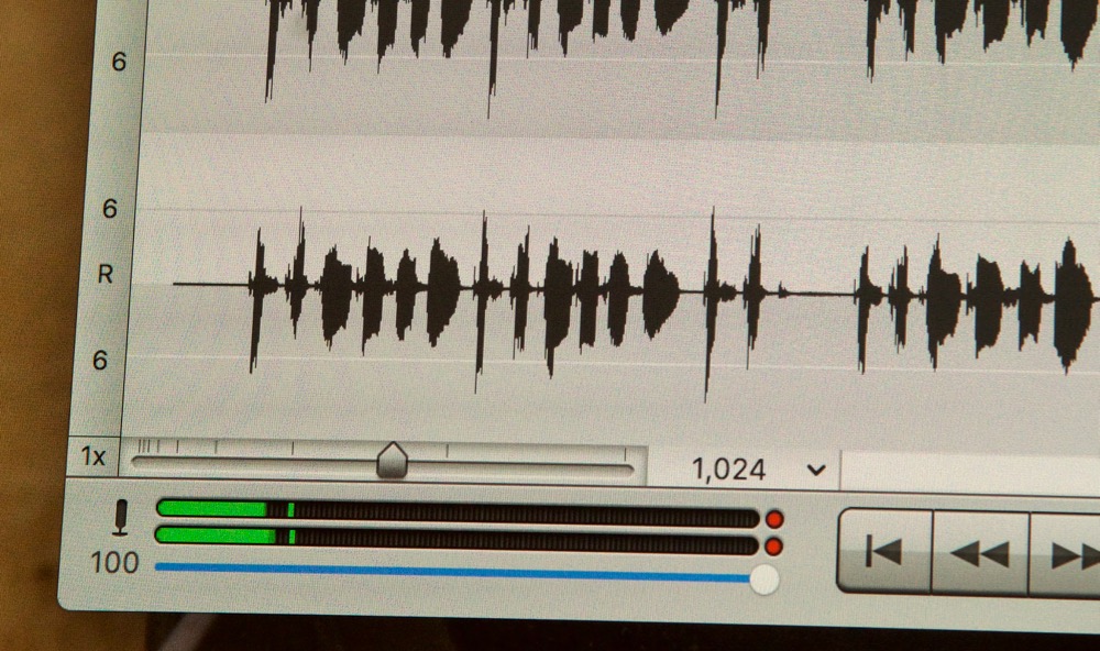 Sound Studio recording RE20 Electro-Voice RE320