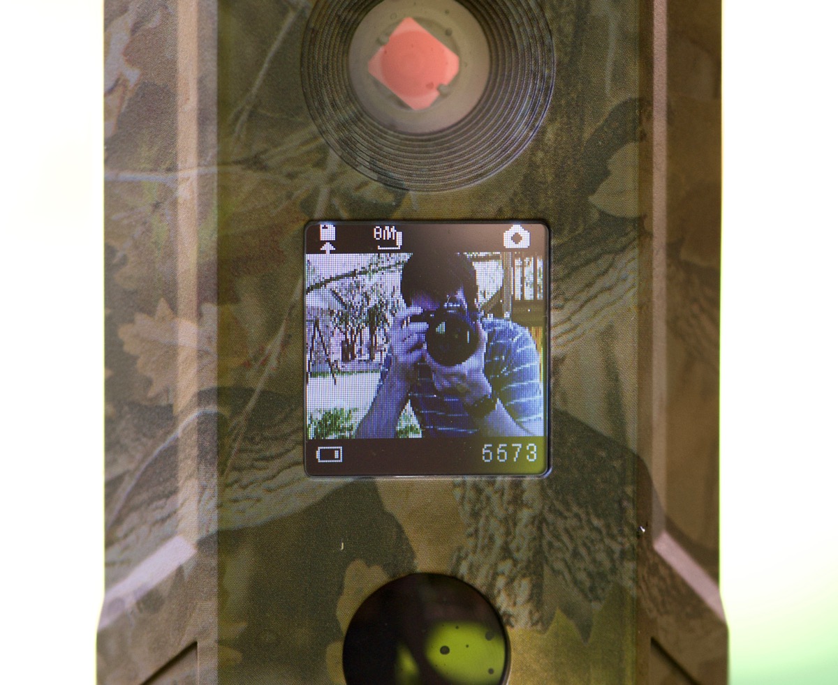 Wosports Trail Camera front LCD interface