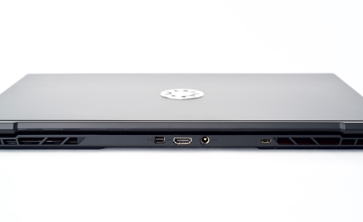 Kubuntu Focus M2 Back / Rear
