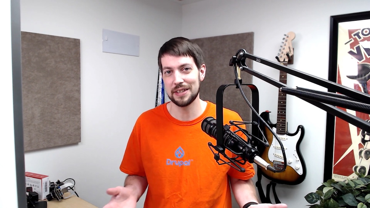 D750 as webcam comparison to Logitech C920