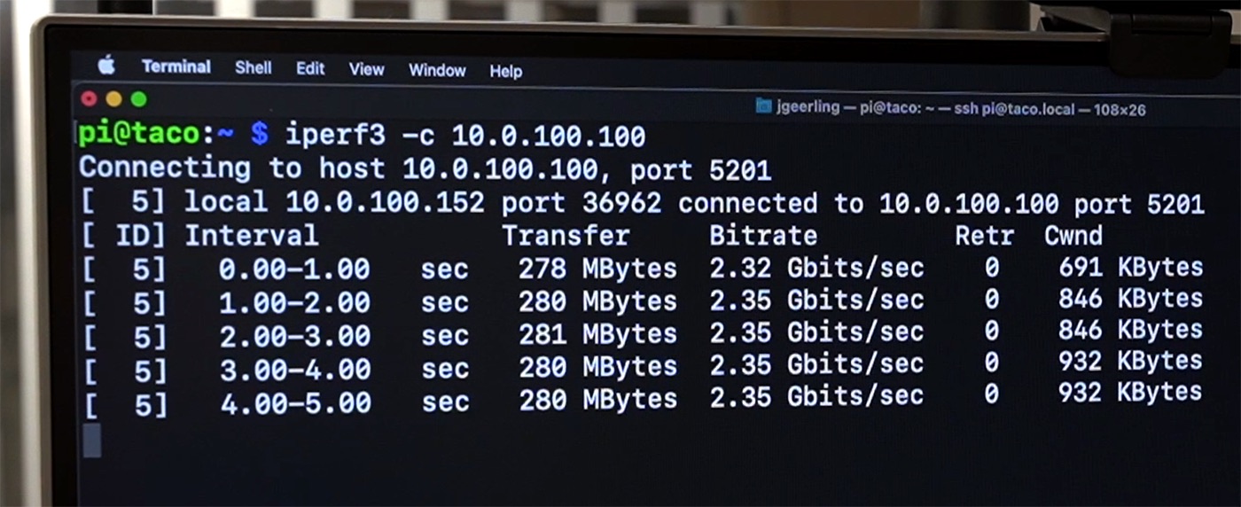 iperf3 network benchmark on 2.5G network on Radxa Taco CM4 board