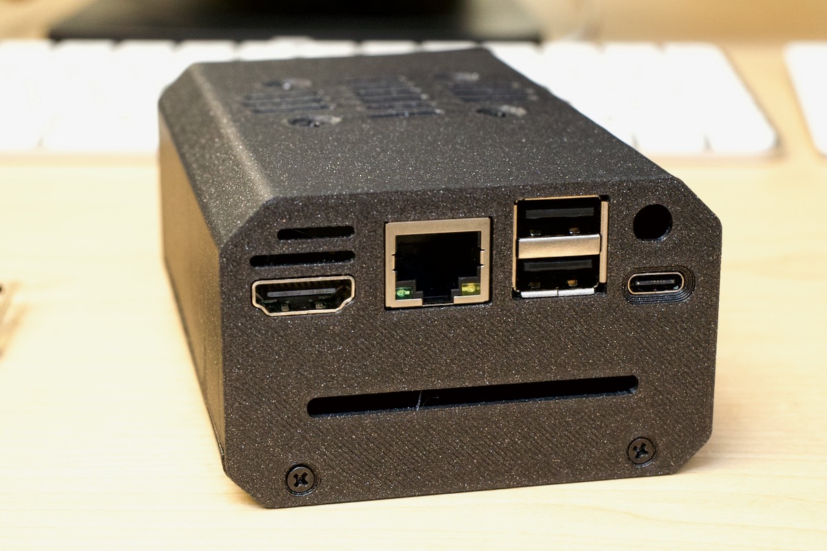 PiBox mini 2 rear IO