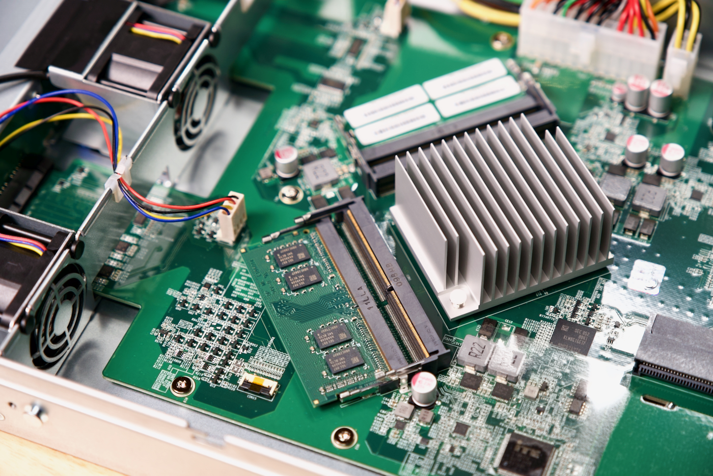 ASUSTOR Lockerstor 4RS RAM