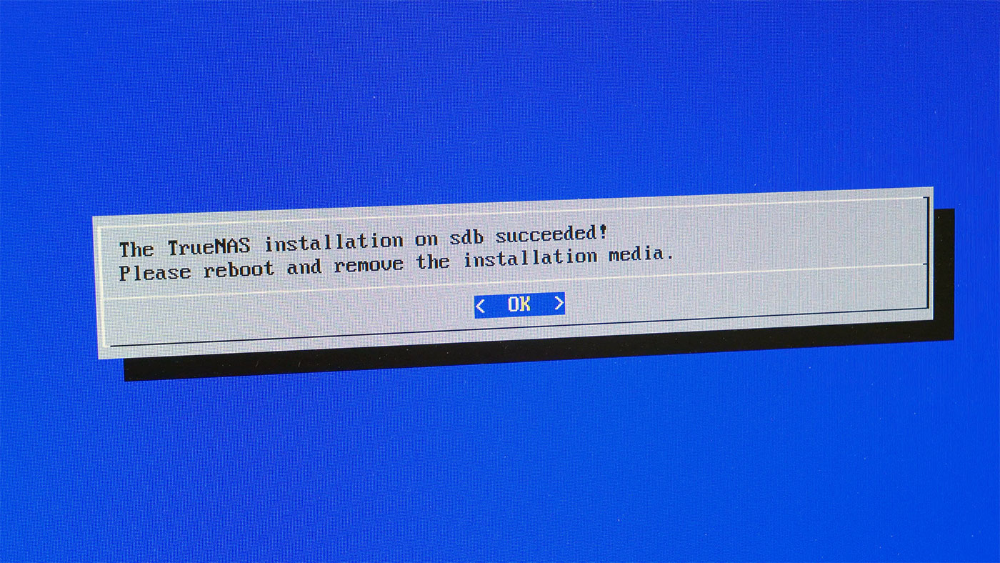 ASUSTOR Flashstor 12 TrueNAS install success message