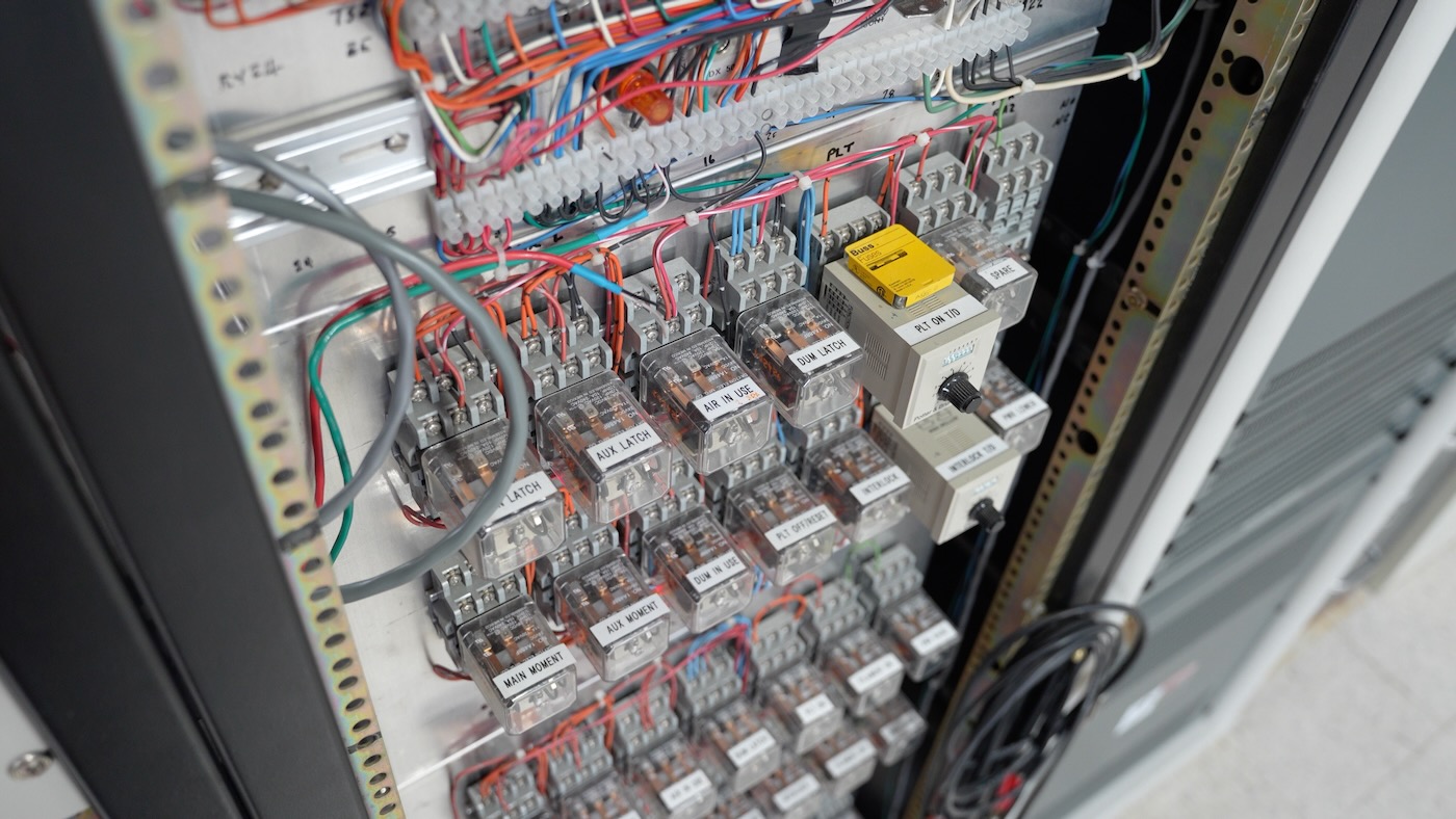 KMOX-AM Tower site relays for old remote switching