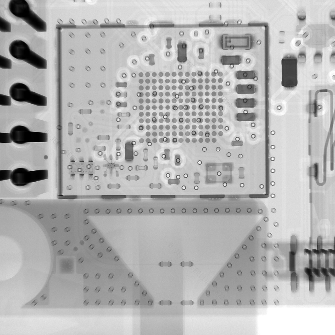 Raspberry Pi 5 PCB antenna and WiFi and Bluetooth module