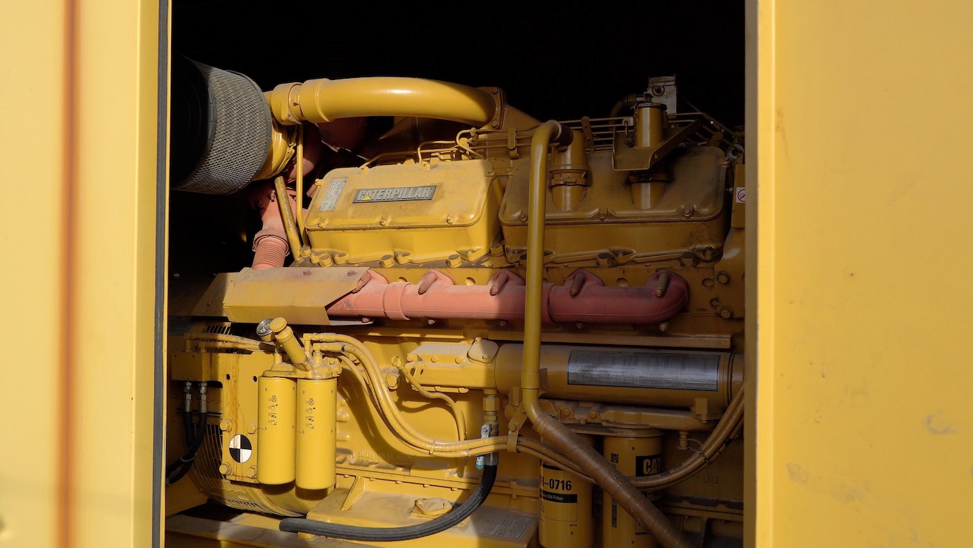 Caterpillar generator