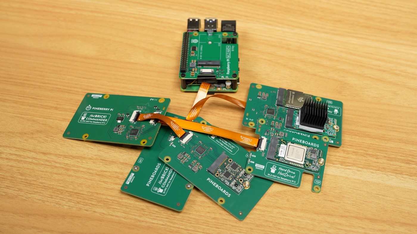 Raspberry Pi AI Kit Ufficiale Con M.2 HAT+ E Acceleratore Hailo 13 TOPS | Kit Intelligenza Artificiale Per Raspberry Pi 5
