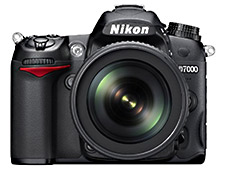 Nikon D7000 - Front