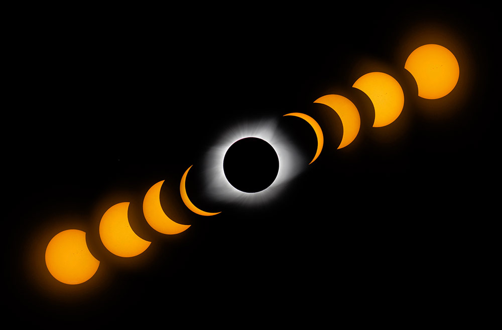 2017 Total Solar Eclipse composite by Jeff Geerling