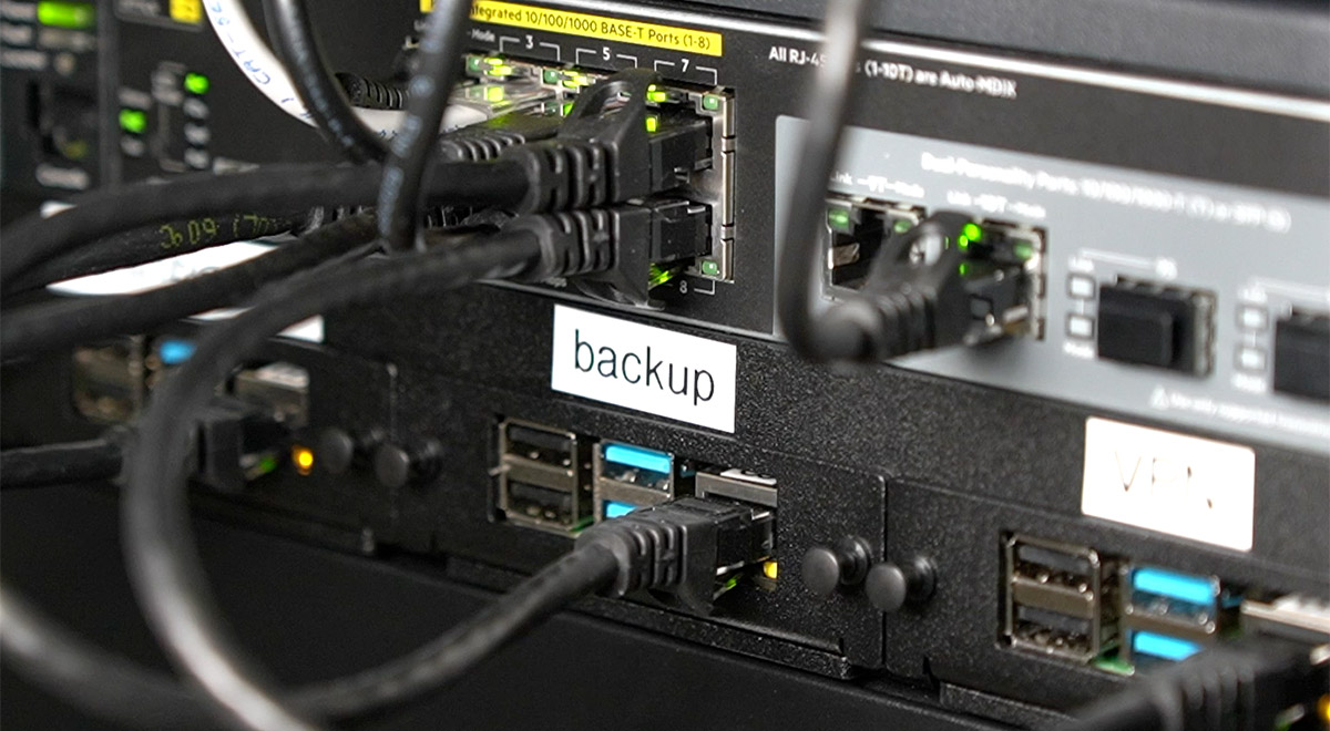 Backup Raspberry Pi in rack