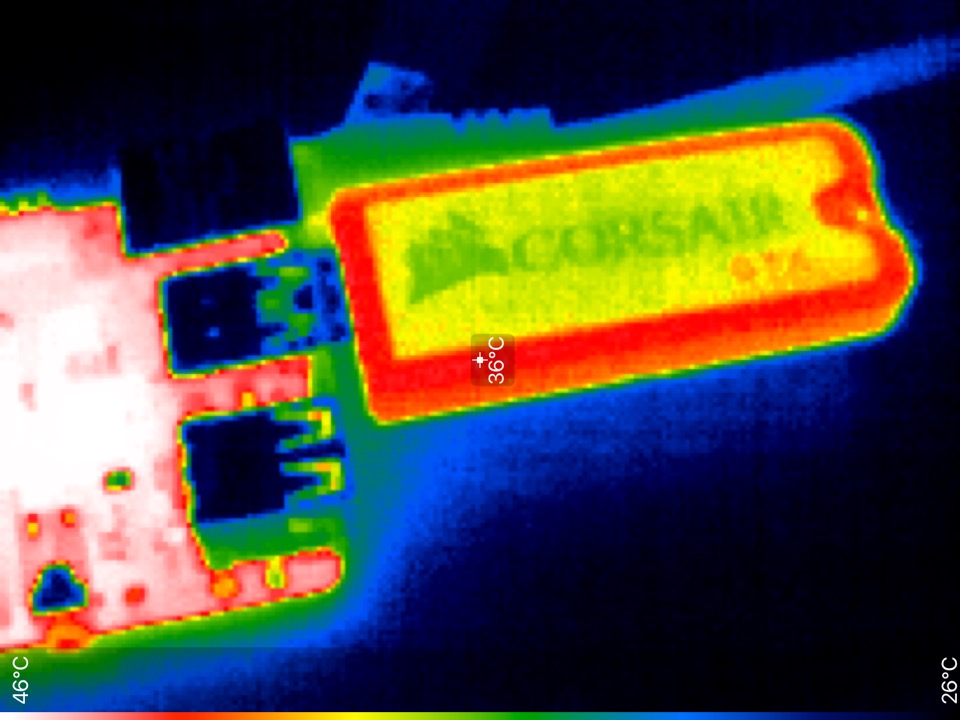 Corsair Flash Voyager GTX thermal image
