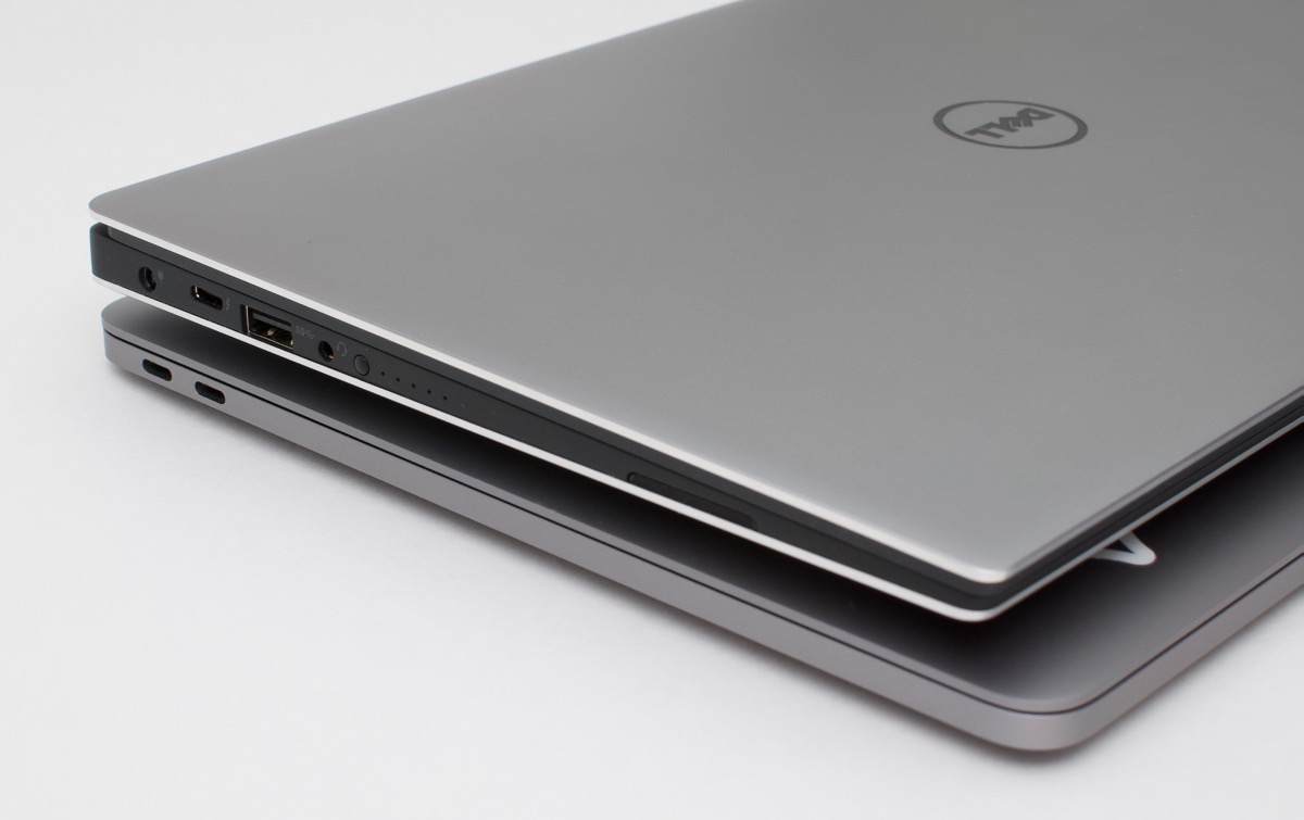 Dell XPS 13 left side ports compared to 2016 MacBook Pro 13