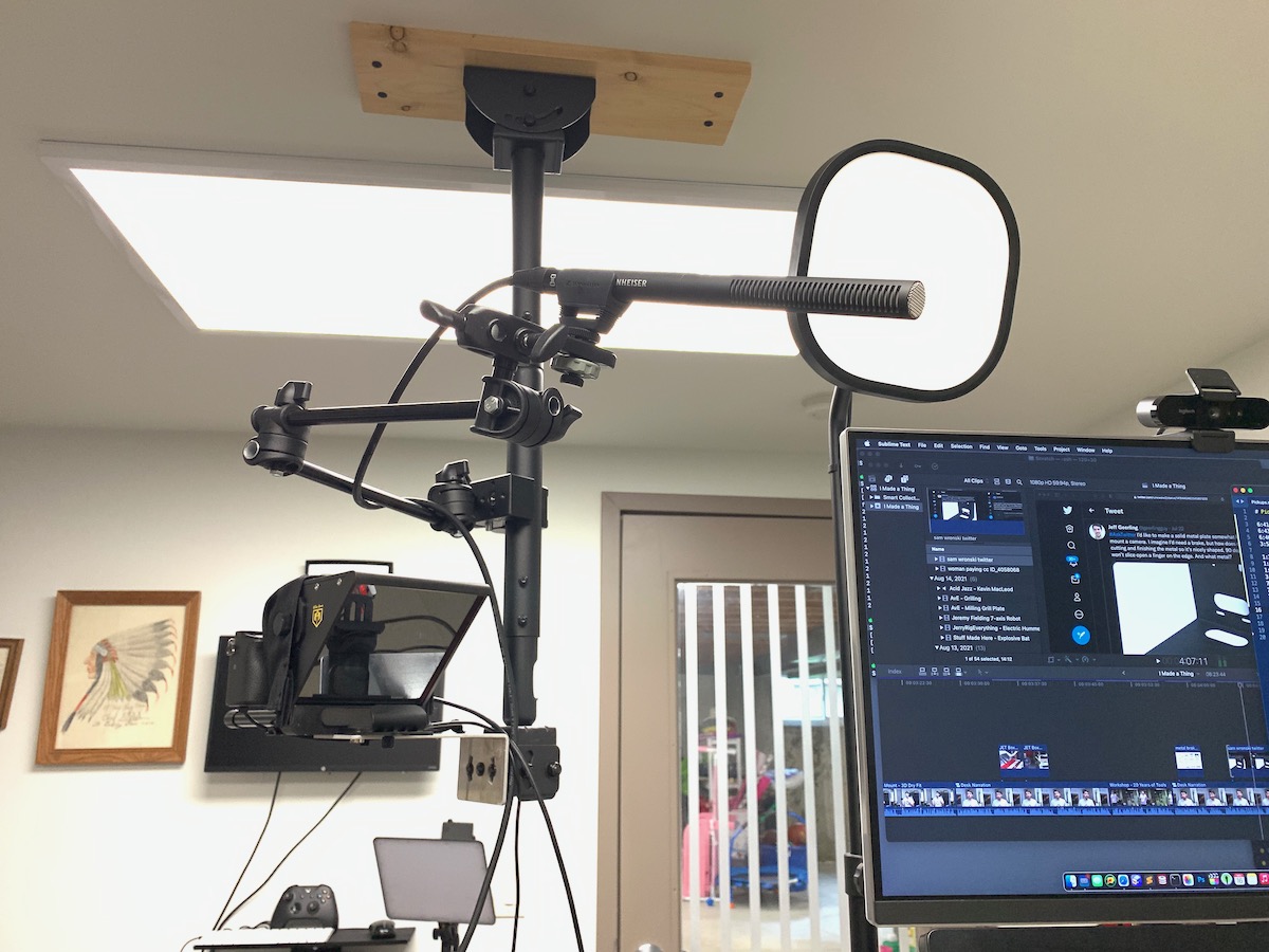 Final camera rig with shotgun mic ceiling mounted