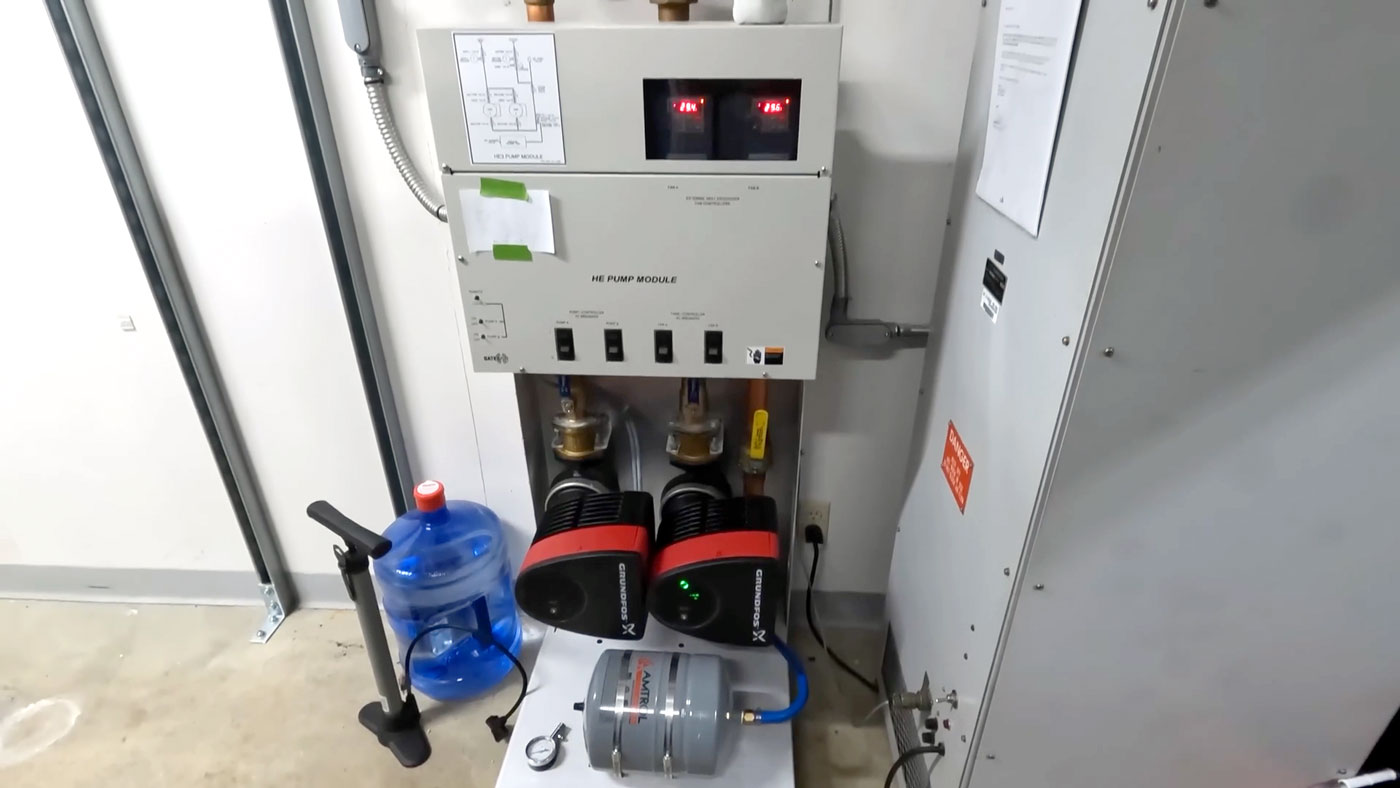 FM Transmitter water cooling redundant pumps