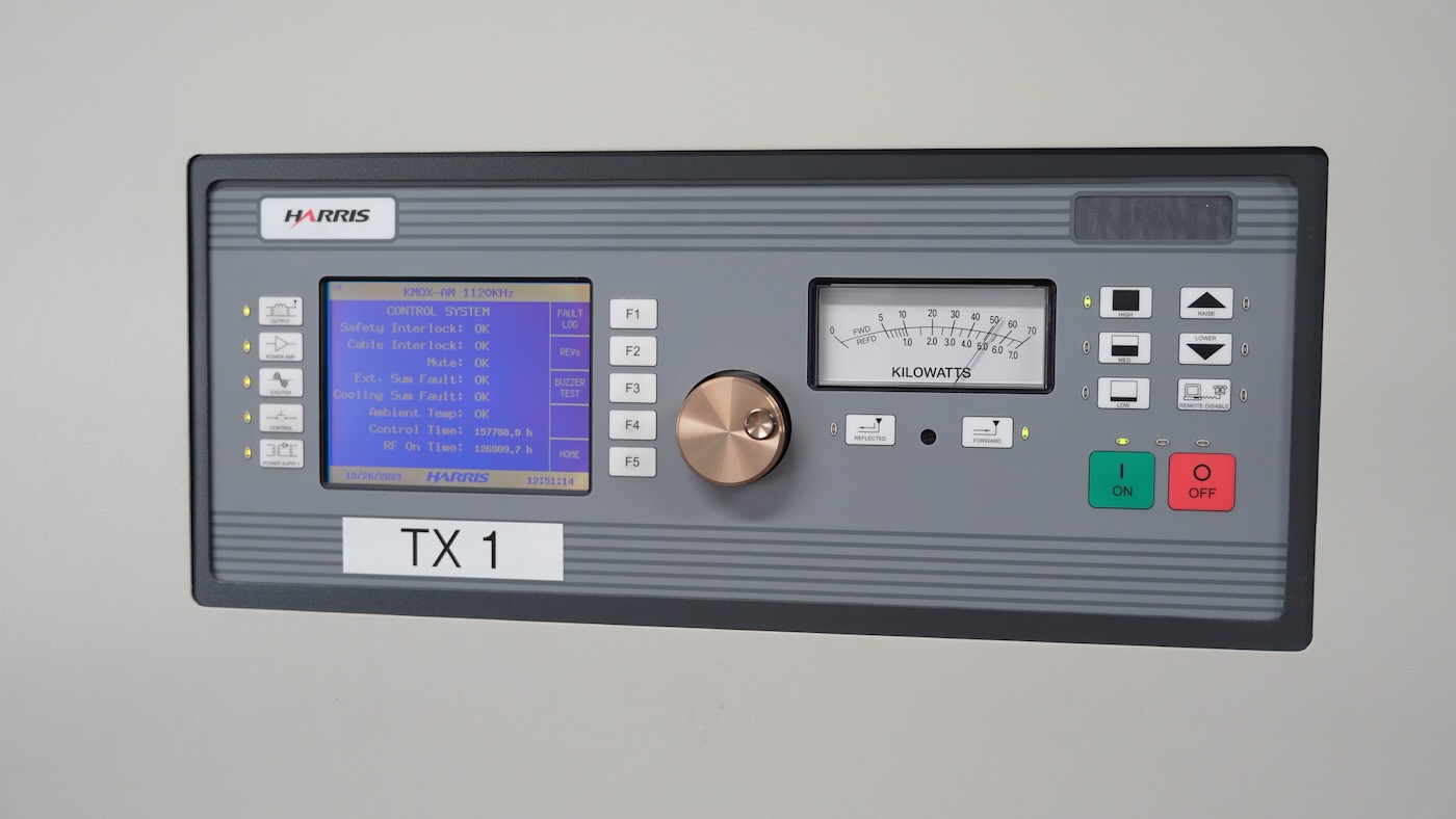 KMOX-AM Harris 3DX50 Transmitter control panel