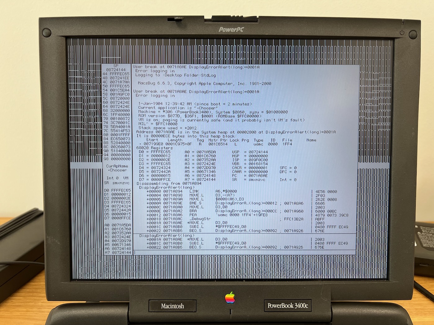 MacsBug Mac OS 68000 Debugger running on PowerBook 3400c