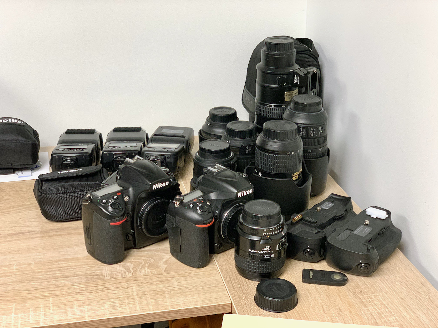 Jeff Geerling's Nikon DSLR photo gear