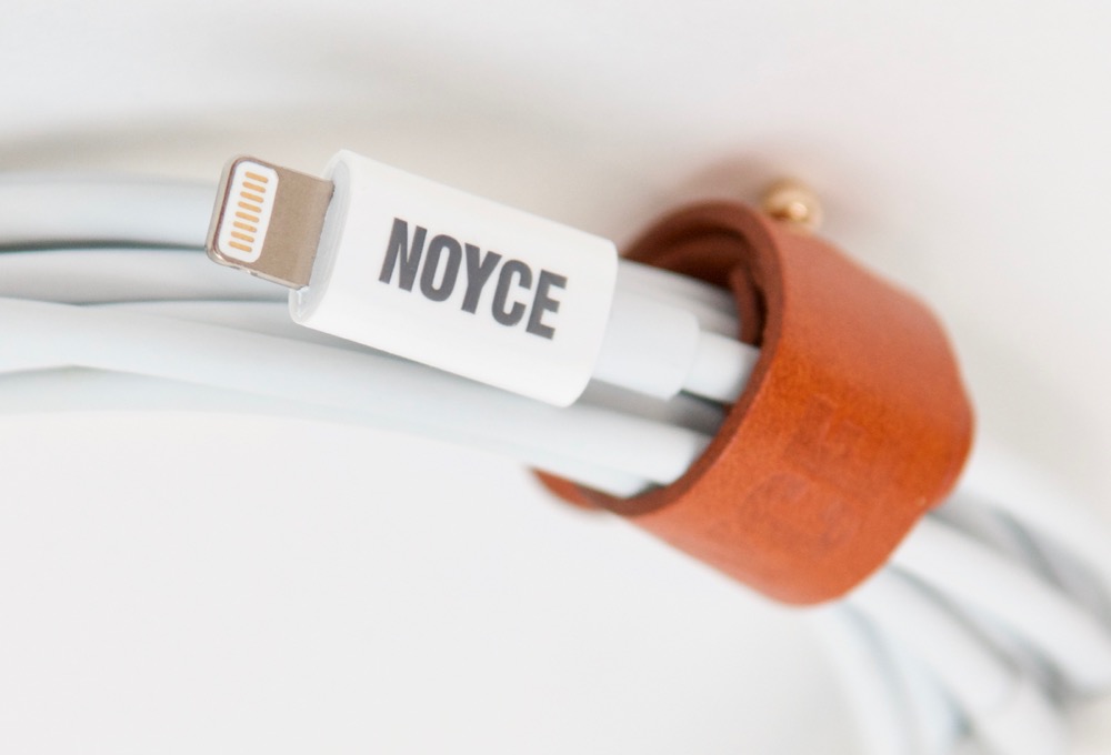 NOYCE 4m 13ft Lightning Cable end closeup