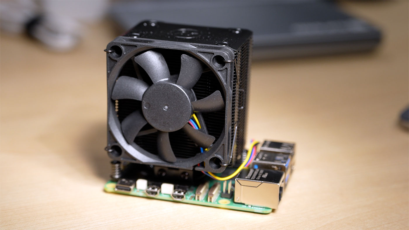 Argon THRML Tower Cooler installed on Raspberry Pi 5 for Overclocking test