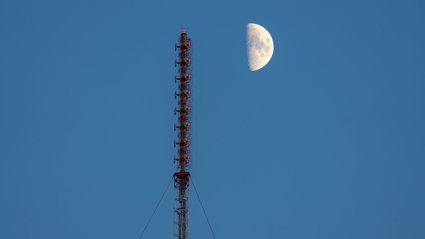 Shrewsbury FM Master tower antenna system by Harris near Crestwood St. Louis MO