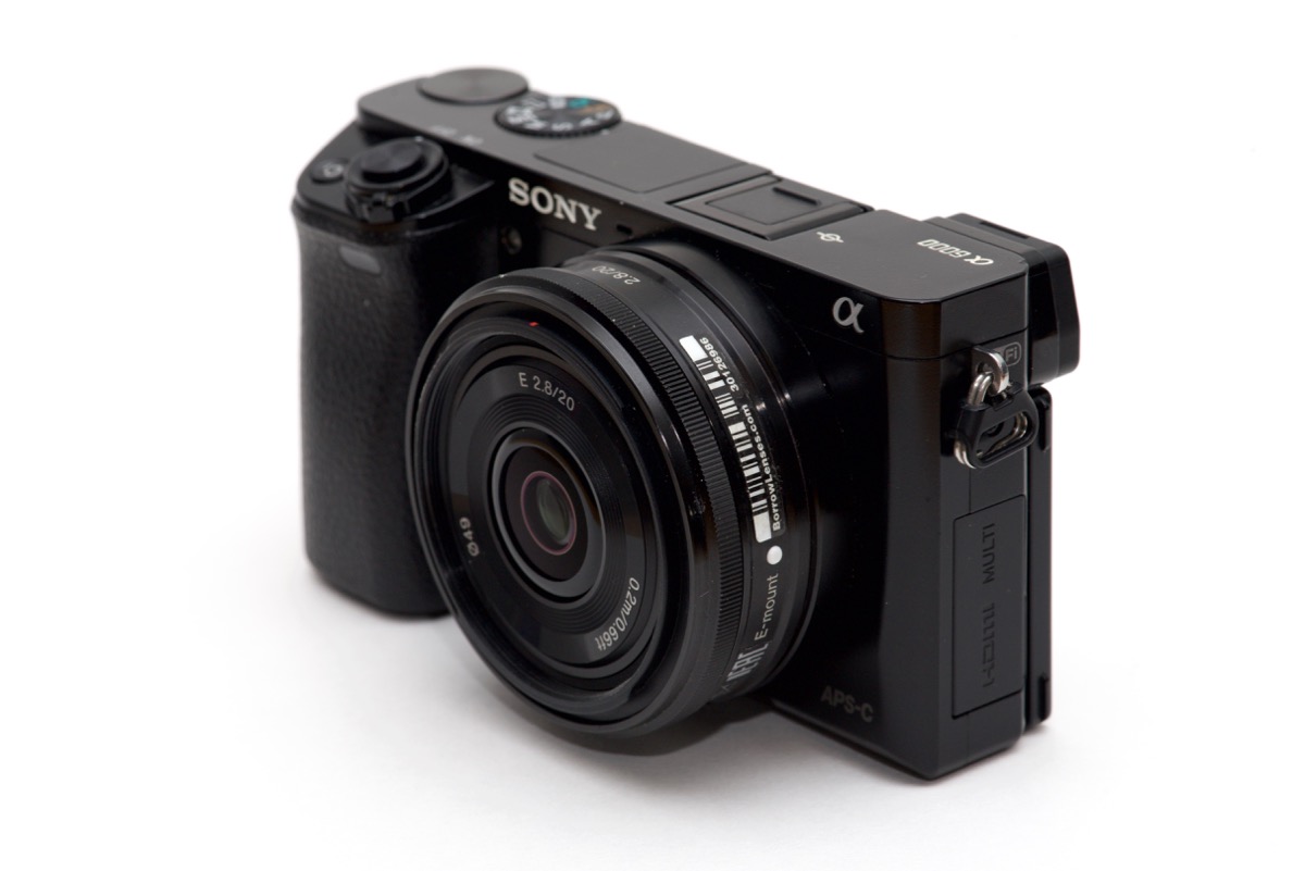 Sony 20mm f/2.8 pancake lens on a6000 - alternate angle