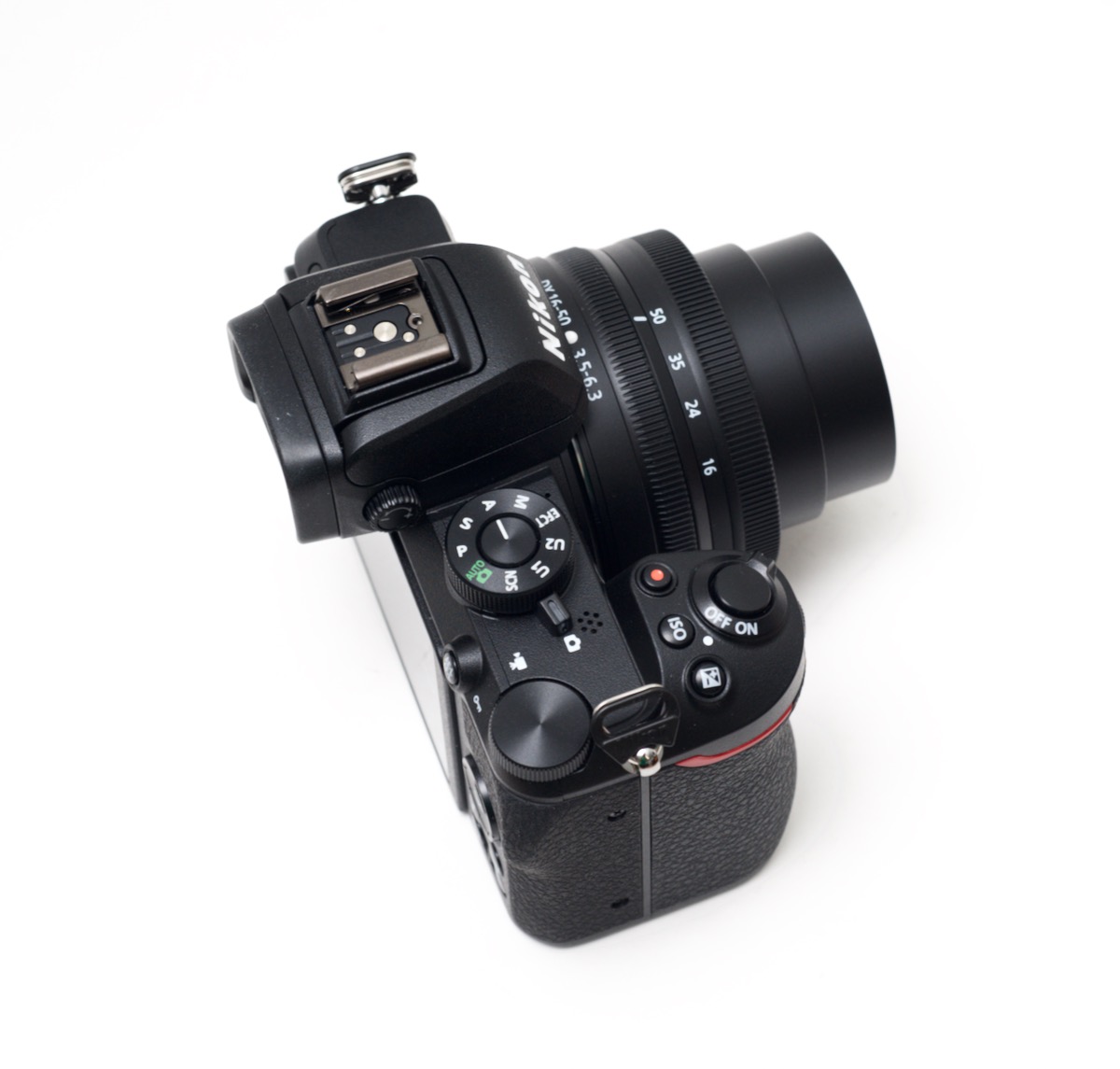Nikon Z50 16-50mm zoom lens extended at 50mm